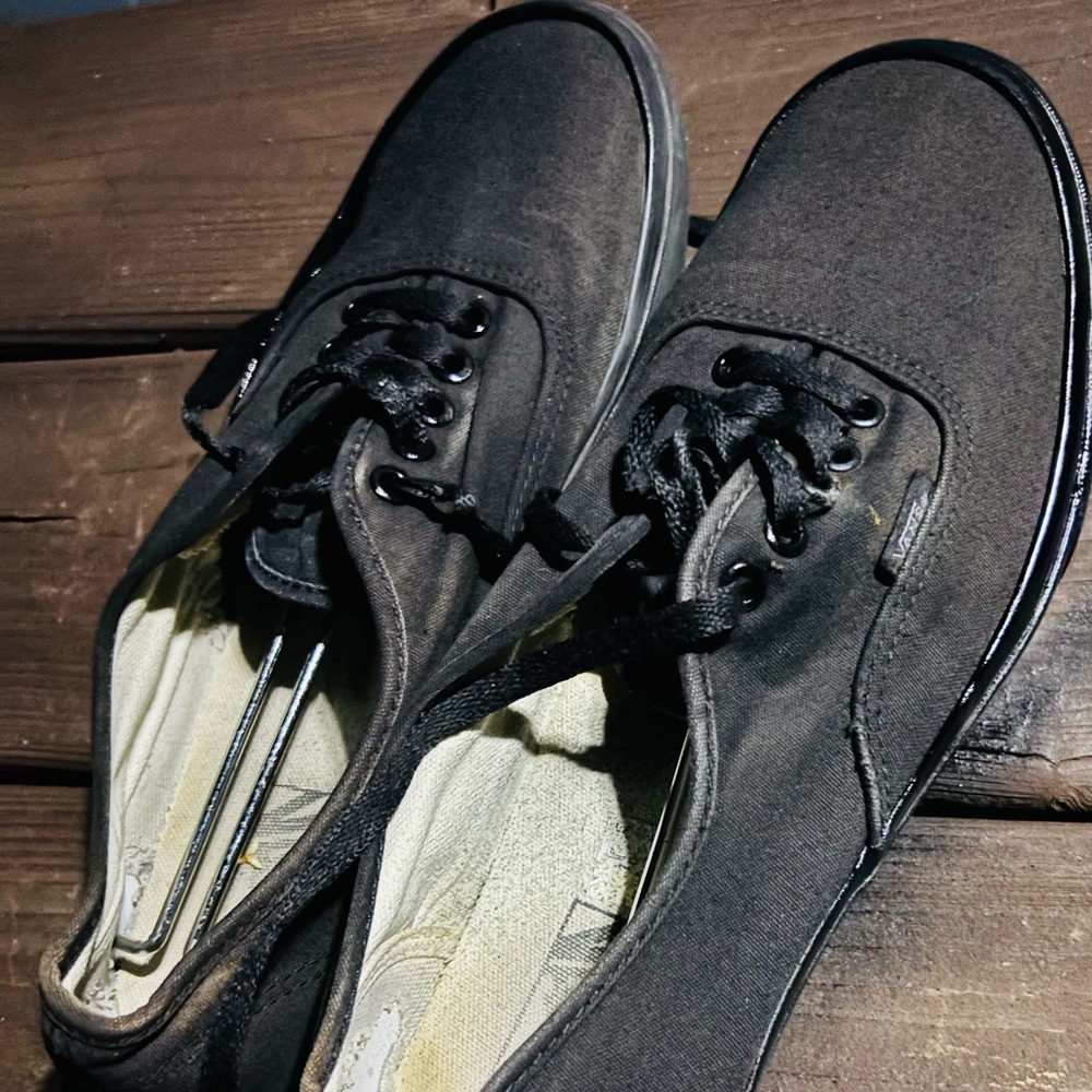 Black Vans Authentic trainers size 10.5good condition - Picture 4 of 5
